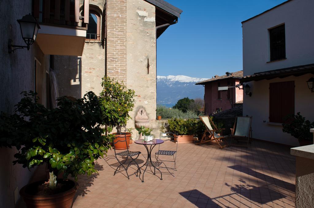 Albergo Locanda Cavallino Toscolano Maderno Buitenkant foto