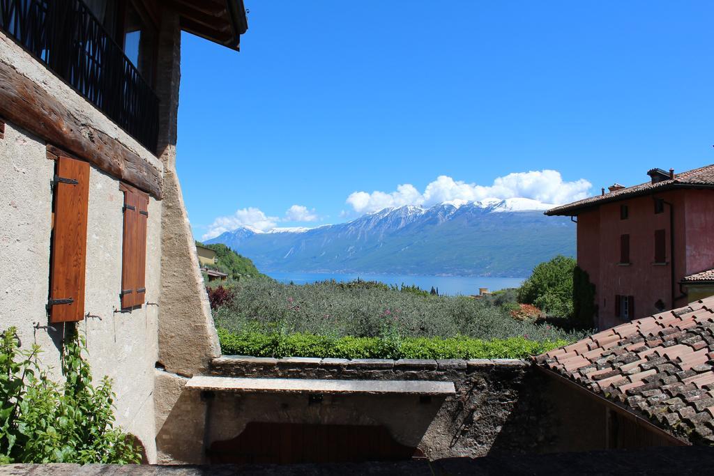 Albergo Locanda Cavallino Toscolano Maderno Buitenkant foto