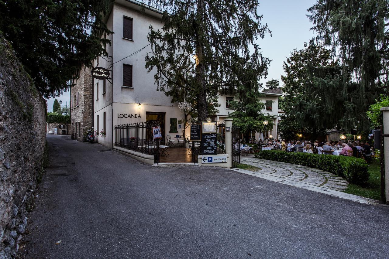 Albergo Locanda Cavallino Toscolano Maderno Buitenkant foto